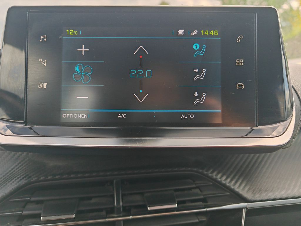 Peugeot 2008 e-2008 ELEKTRO - Samsaru's Car Outlet