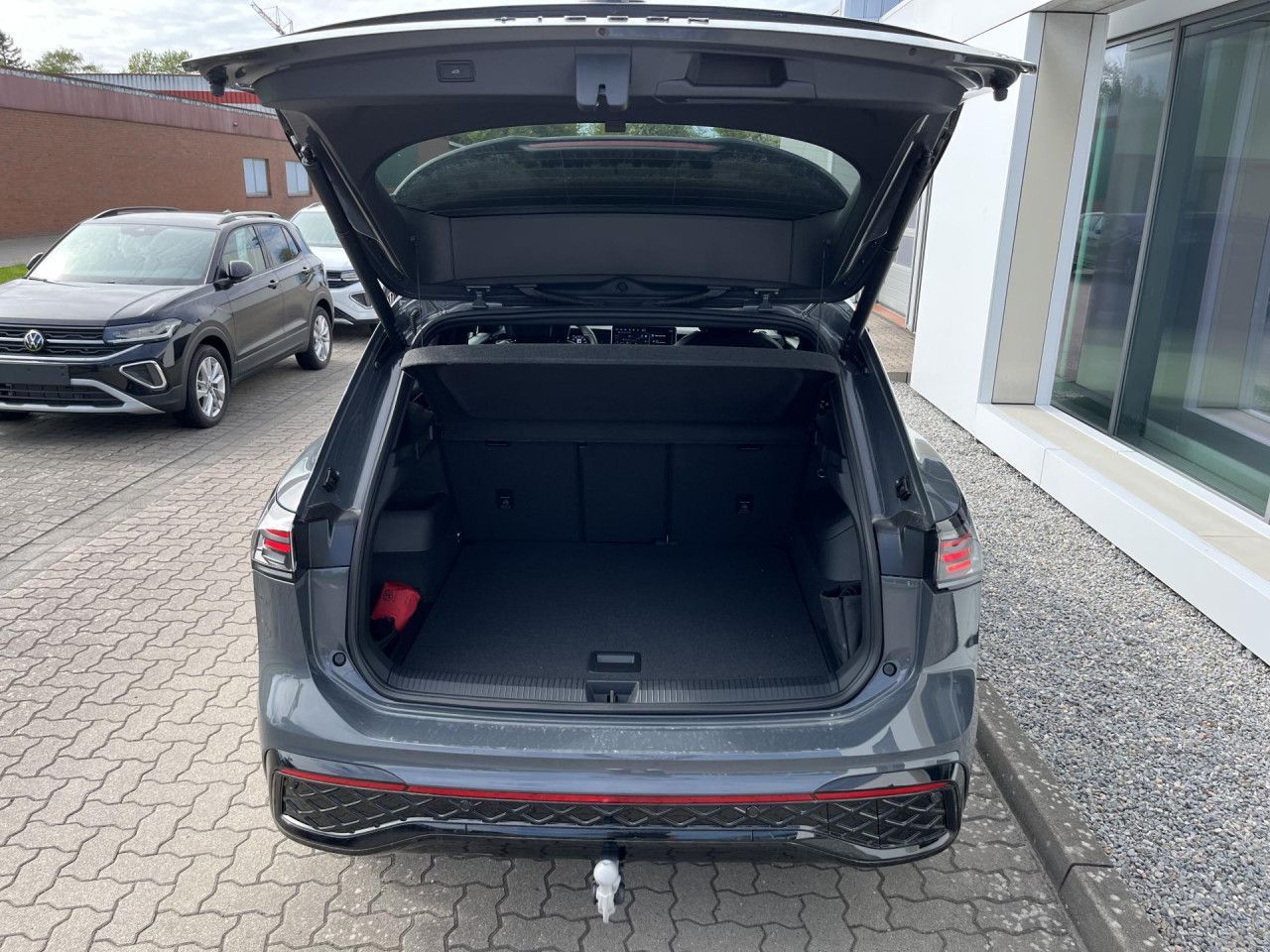 Volkswagen Tiguan R-Line 2.0 TDI DSG SCR 4MOTION Black
