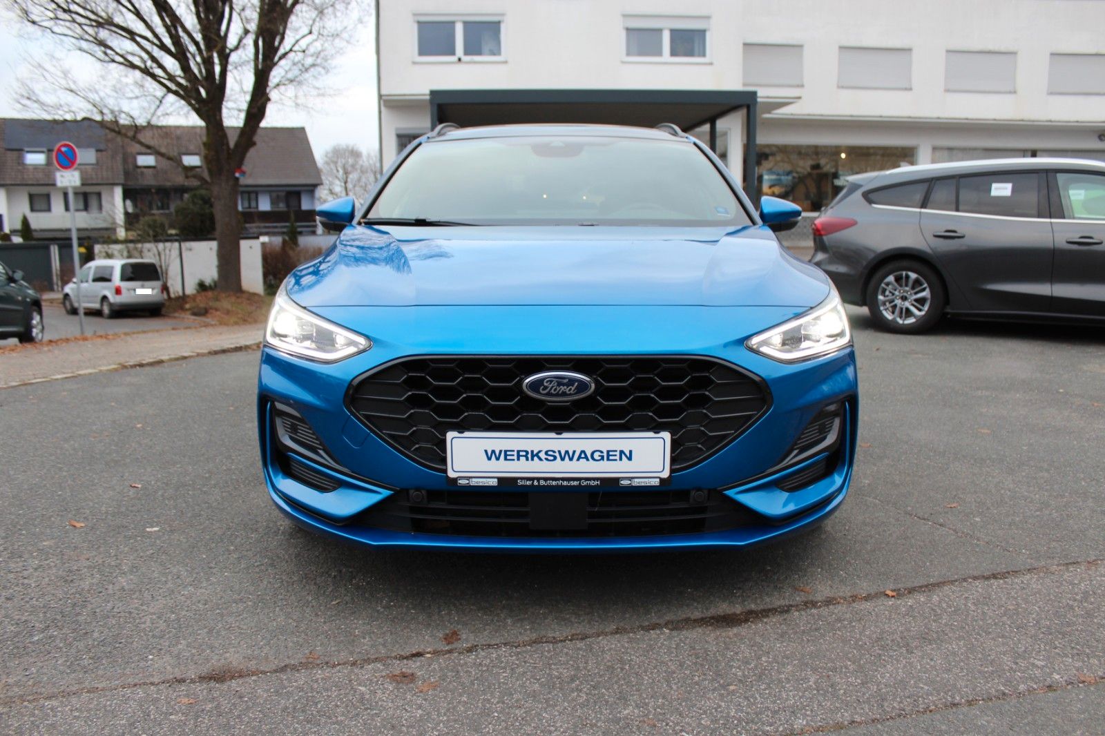 Ford Focus ST-Line X Turnier 1,5EcoBlue*PANO*AHK*AUT