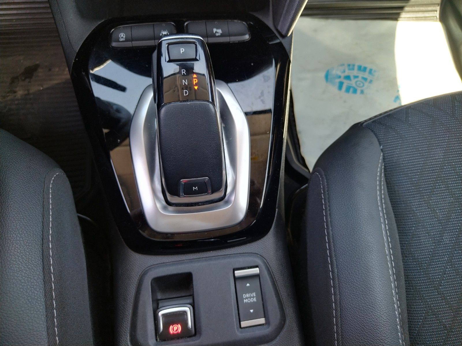 Opel Corsa F Elegance - Samsaru's Car Outlet
