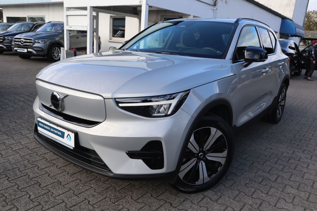 Volvo XC40 Recharge 78 kWh Twin Motor Plus|AHK|NAVI|