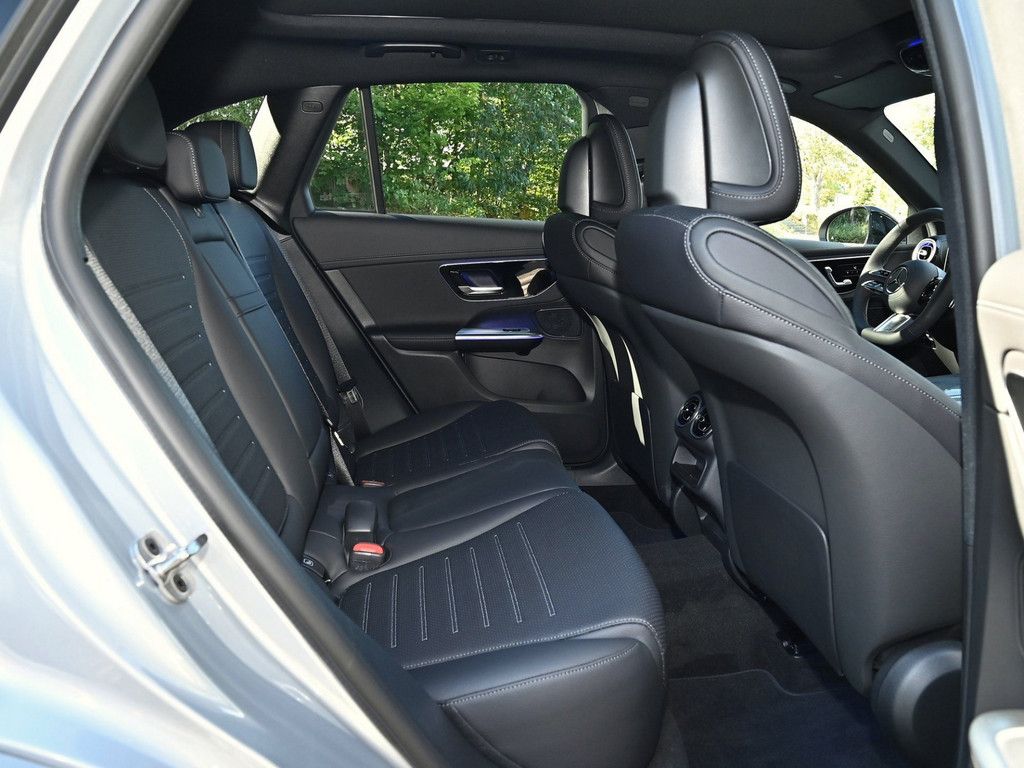 Mercedes-Benz GLC 220 d 4M AMG Line Night AHK Distr Pano Kamer