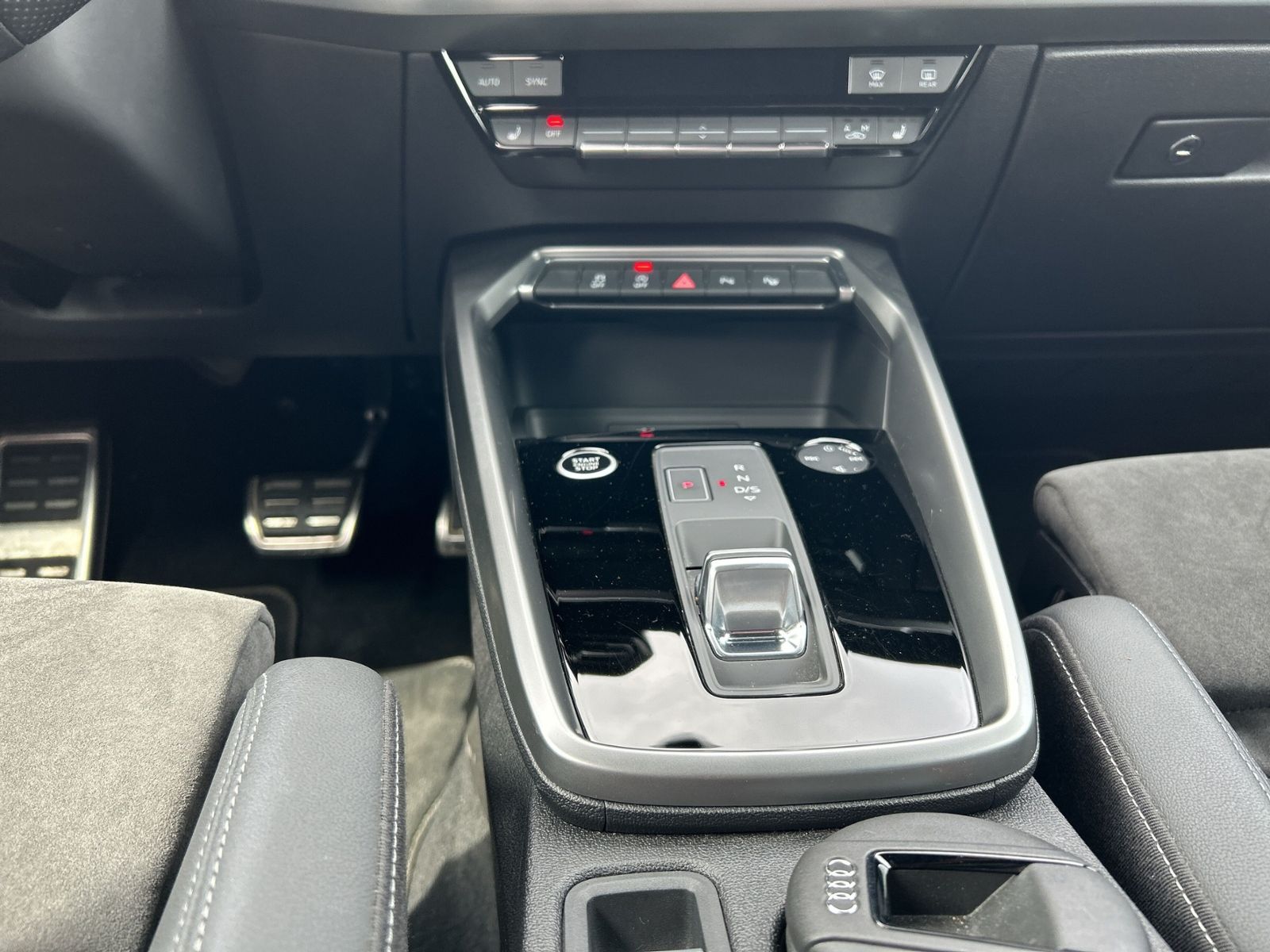 Audi A3 Sportback 35TFSI S line - Samsaru's Car Outlet