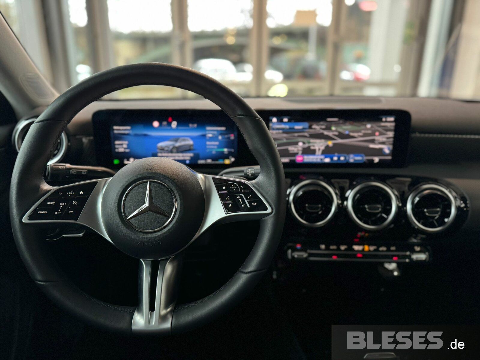 Mercedes-Benz A 180 Progressive - Samsaru's Car Outlet