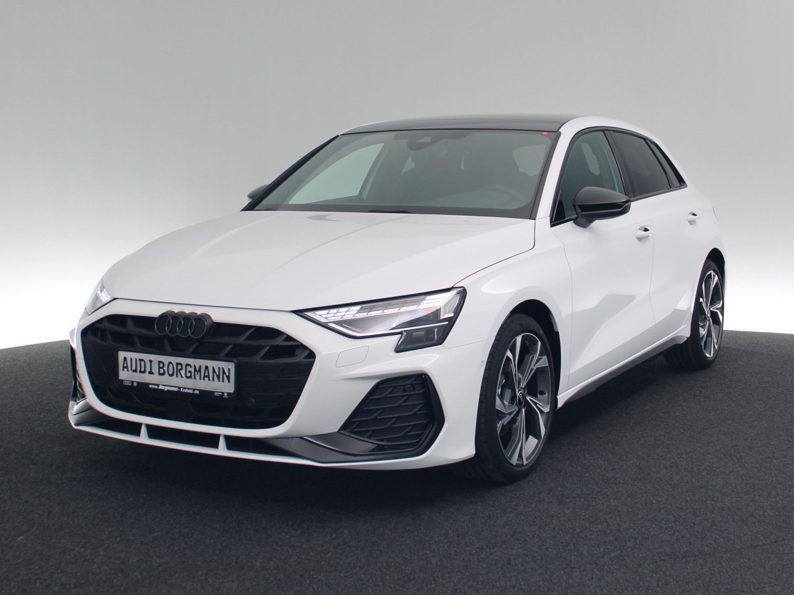 Audi A3 Sportback 35 TFSI S line - Samsaru's Car Outlet
