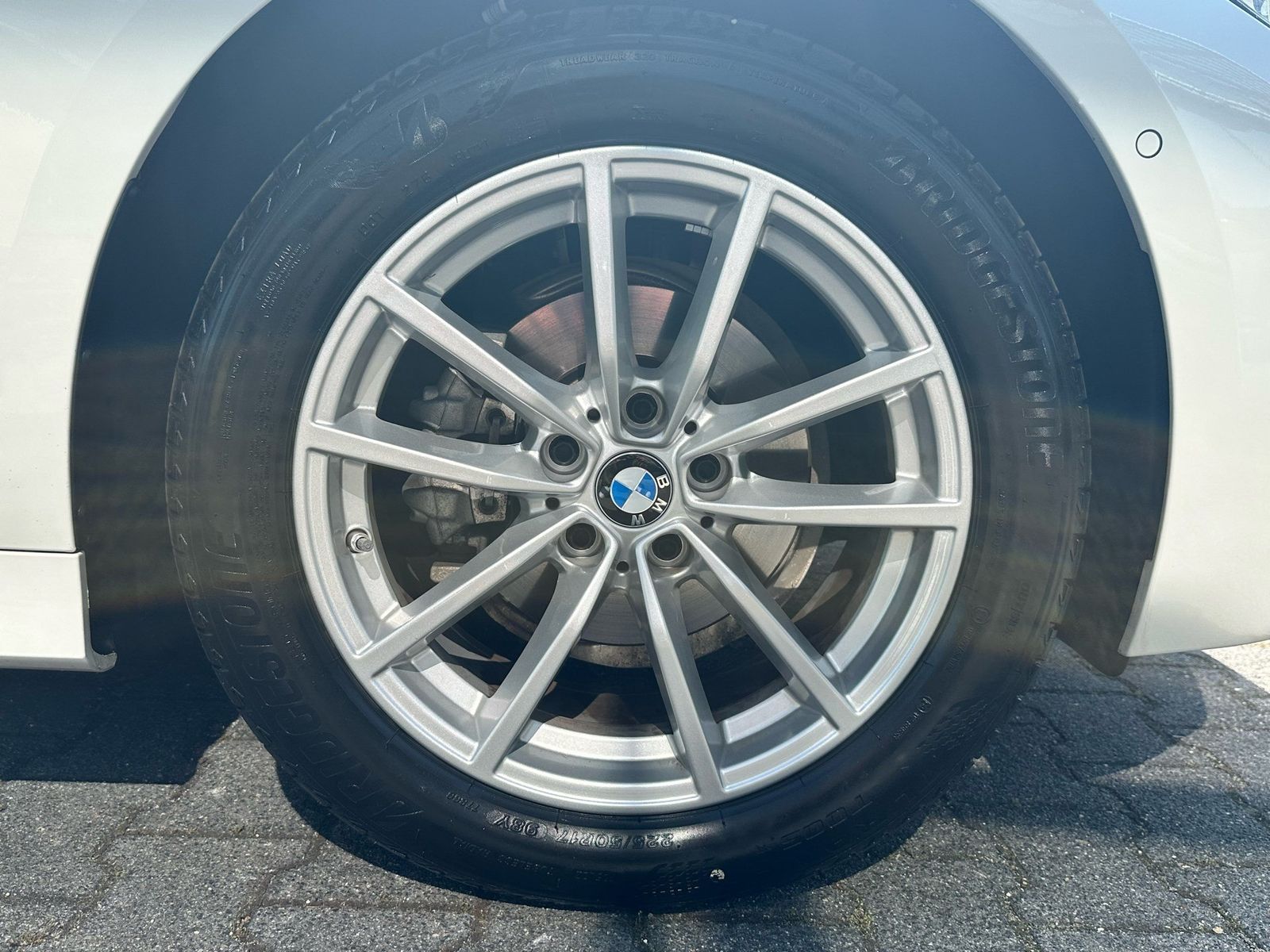 BMW 318i Touring DrivingAssist Stop&Go HeadUp AHK