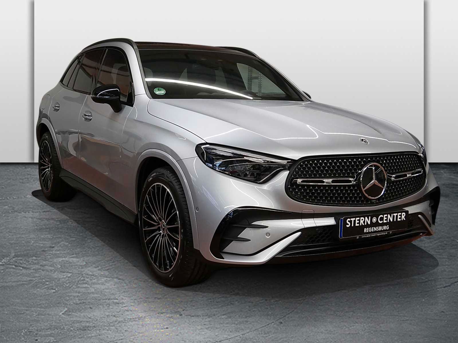 Mercedes-Benz GLC 300 4MATIC AMG MBUX Night Ambiente LED Pano
