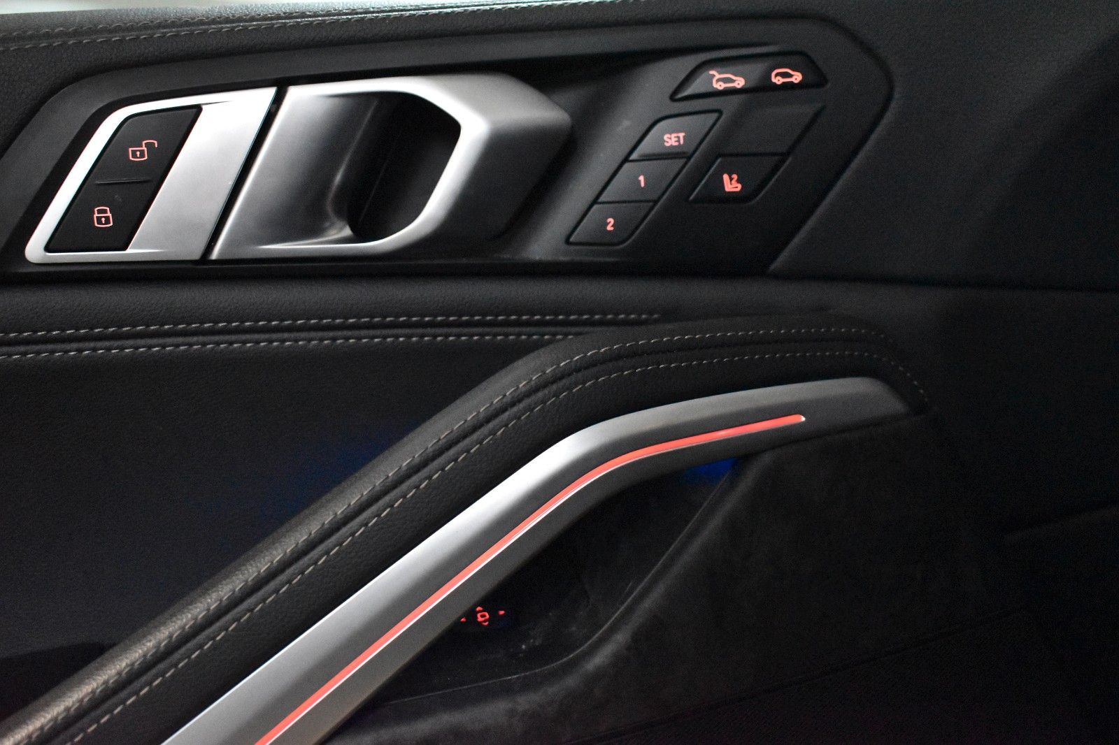 BMW X6 40d M-Sport Laser/Airmatic/ACC/Pano/Soft-C/22