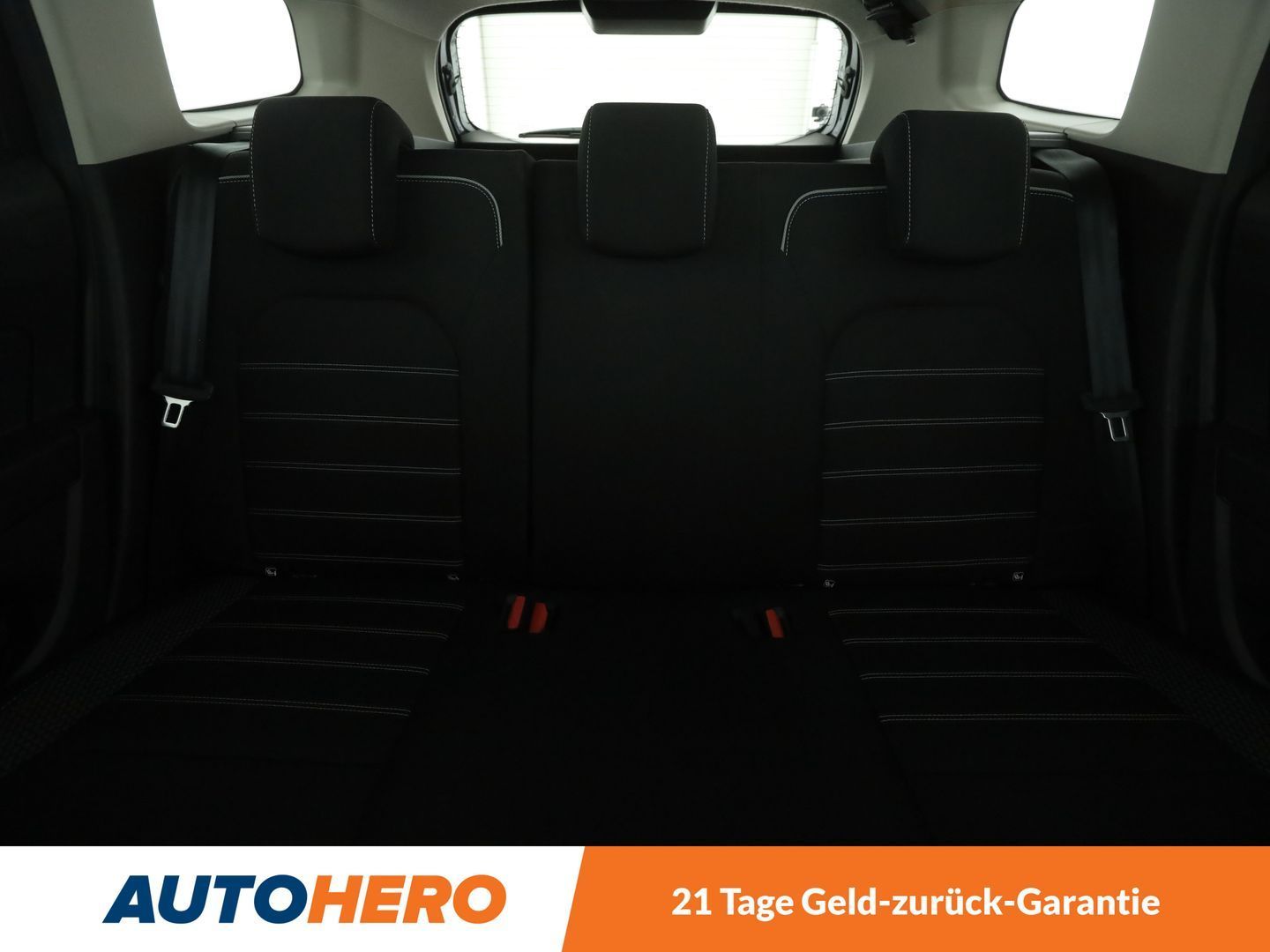 Dacia Duster 1.3 TCe Journey+ - Samsaru's Car Outlet