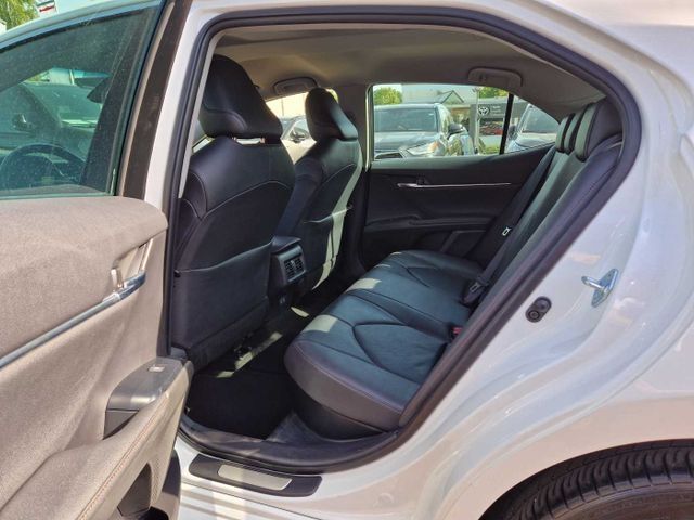 Toyota Camry Executive Leder Navi LED ACC Mehrzonenklim