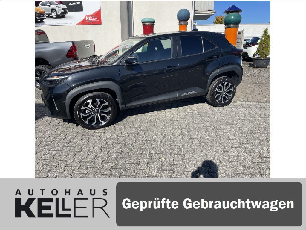 Toyota Yaris Cross Hybrid 1.5 VVT-i Team D *LED*NAVI*