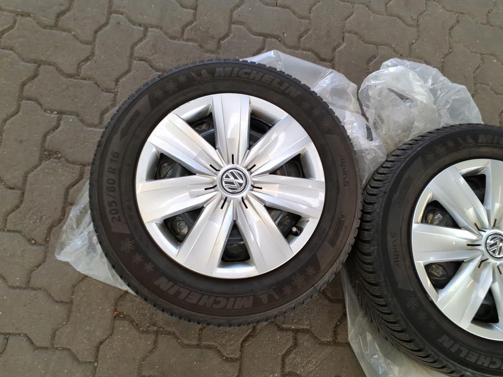 Volkswagen T-Roc 1.5 TSI DSG - Samsaru's Car Outlet