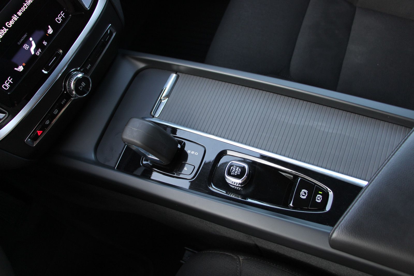 Volvo V60 Cross Country AWD