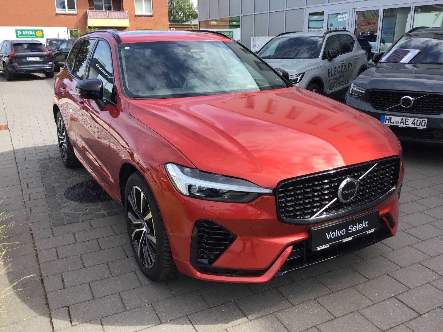 Volvo XC60 T8 Ultimate Dark AWD Stdhzg. AHK 360° Cam