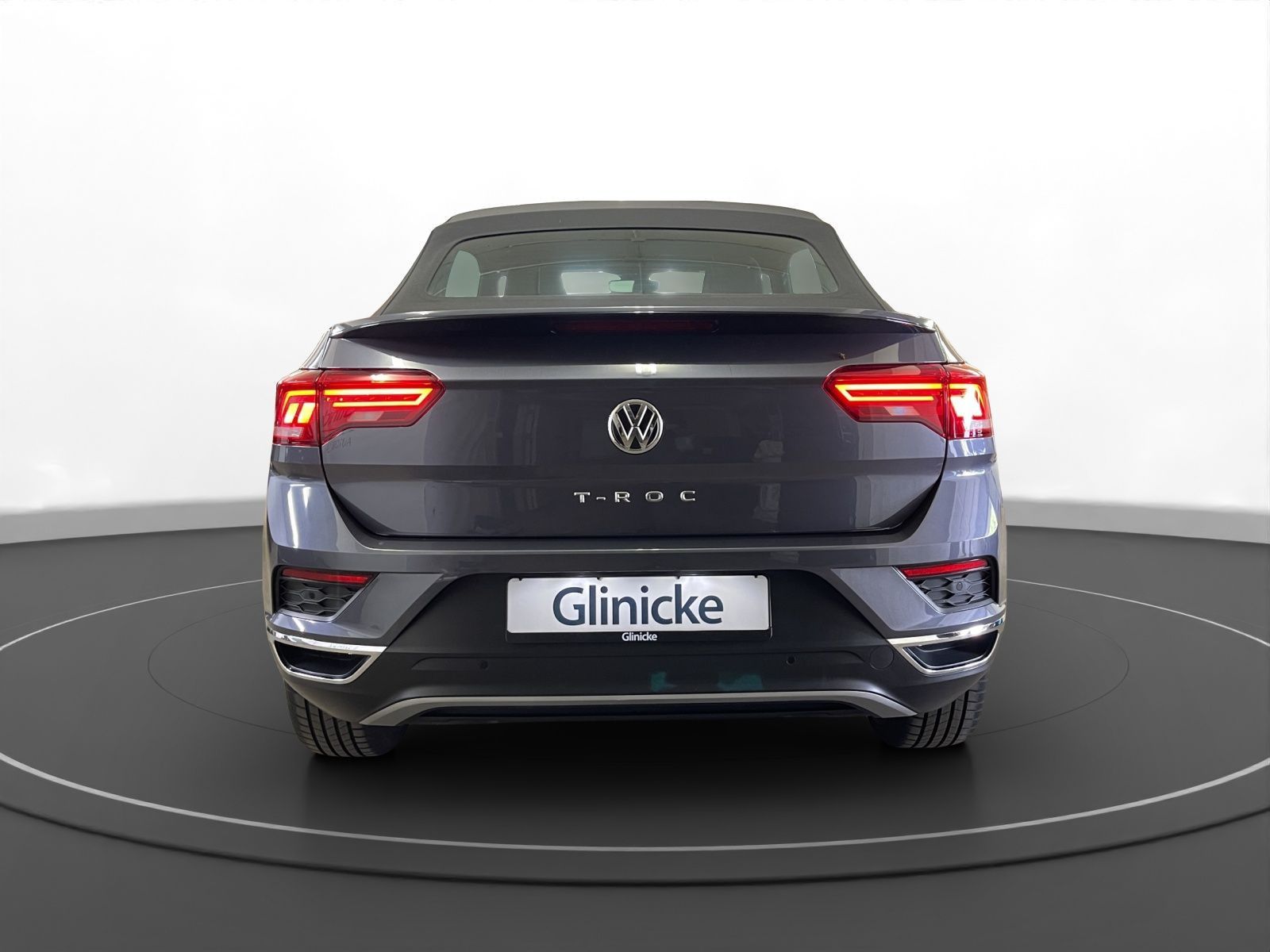 Volkswagen T-Roc Style - Samsaru's Car Outlet