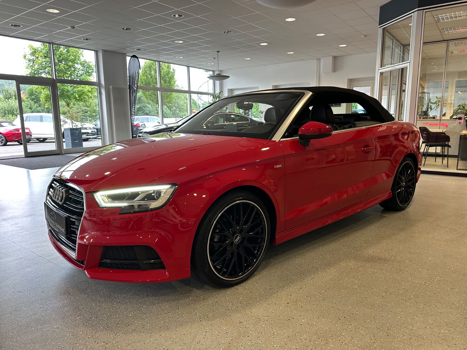 Audi A3 Cabriolet 35 TFSI S-line Competition - Samsaru's Car Outlet