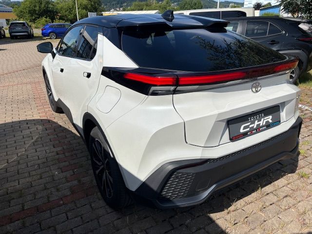 Toyota C-HR 2.0 Hybrid Team Deutschland