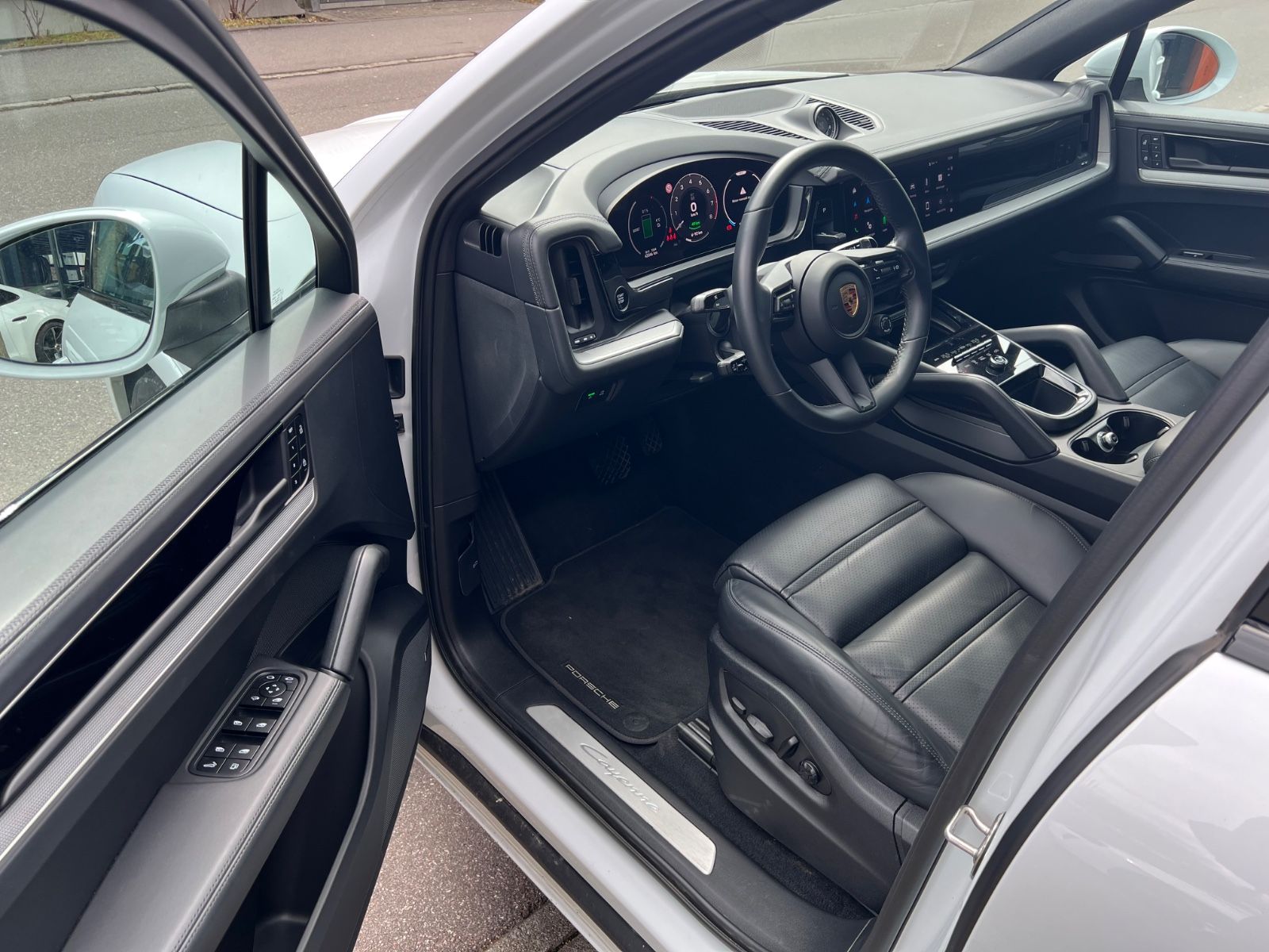 Porsche Cayenne Coupe E-Hyb #SPORT DESIGN! NP145.000€!