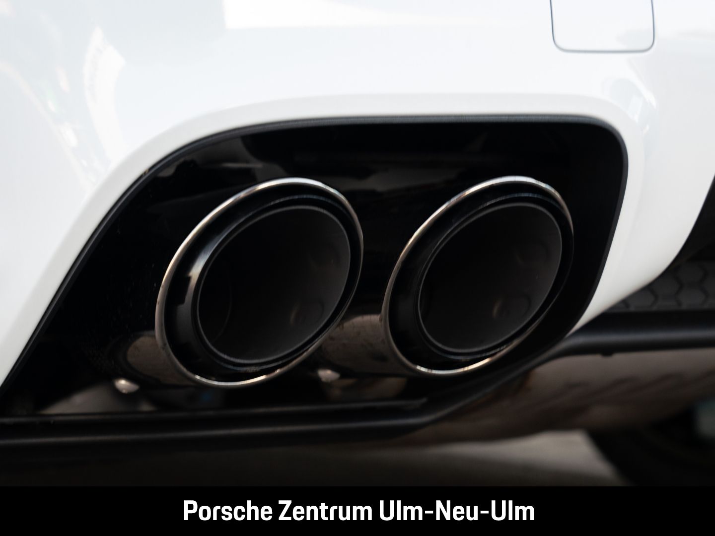 Porsche Cayenne E-Hybrid InnoDrive Head-Up Sitzbelüftung