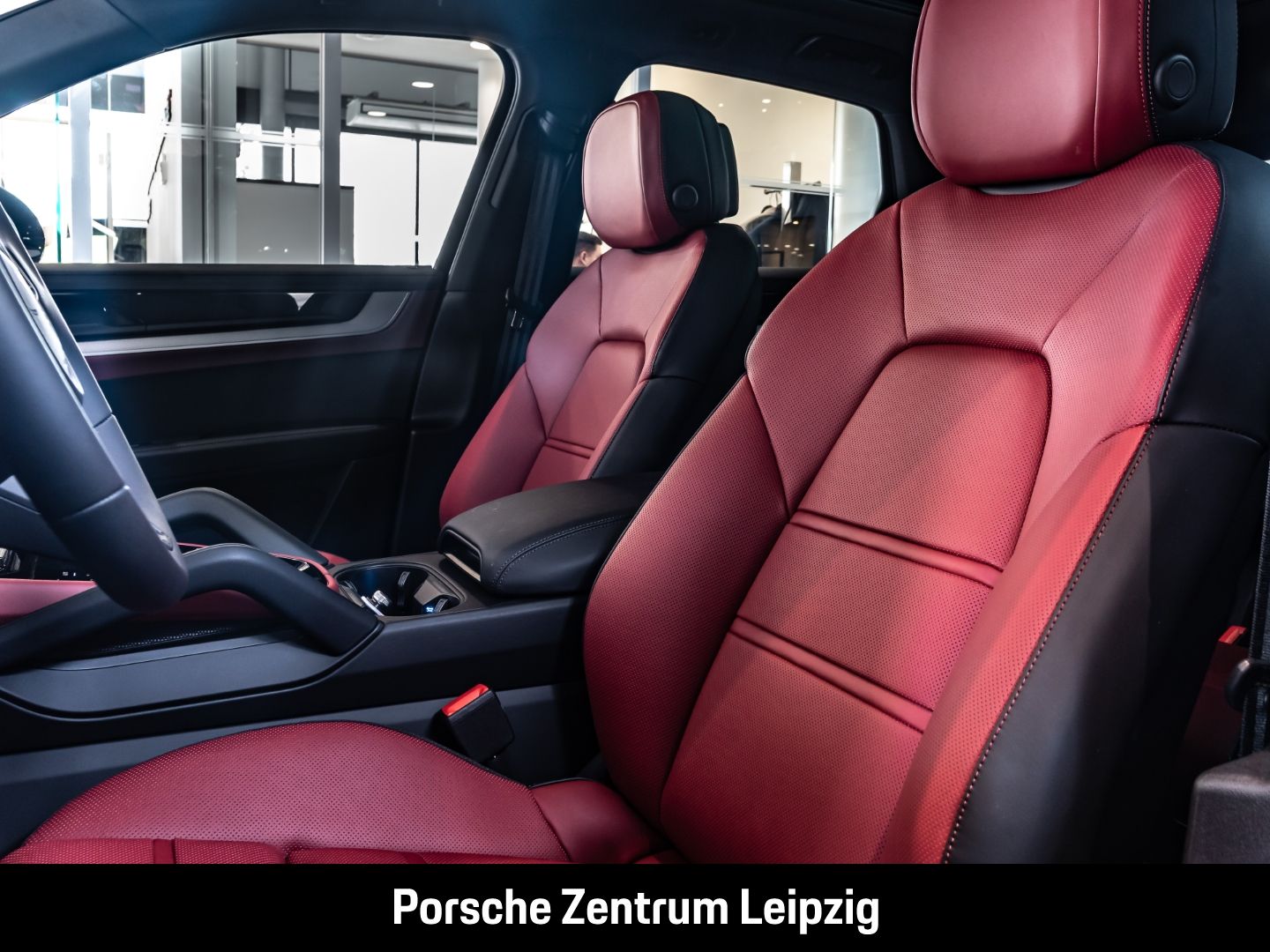 Porsche Cayenne E-Hybrid SportDesign HD-Matrix AHK HeadU