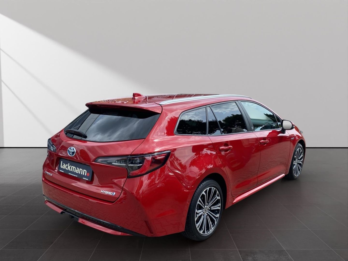 Toyota Corolla 1.8 TS Hybrid - Samsaru's Car Outlet