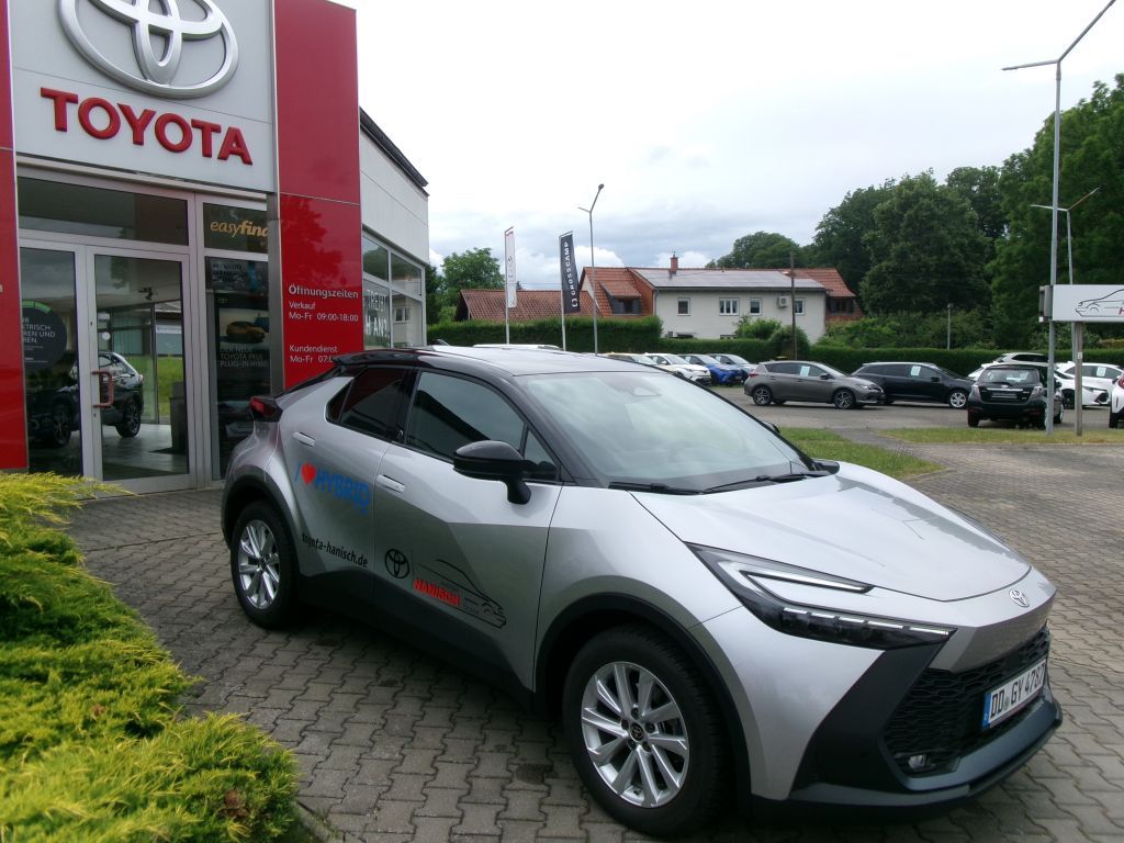Toyota C-HR 2.0 Hybrid Team D +Shzg+Navi+RFK+