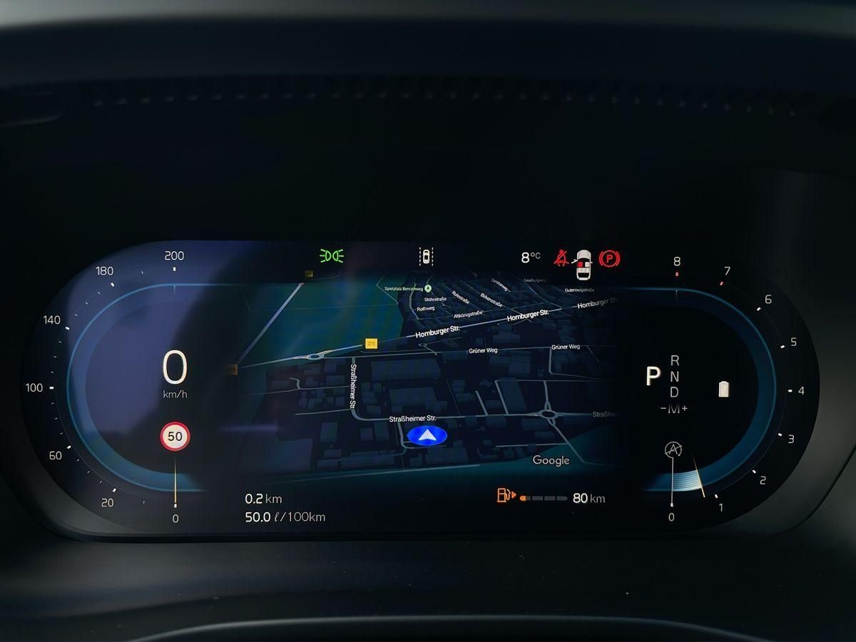 Volvo XC40 Black Edition Plus, B3 Mild-Hybrid, Benzin