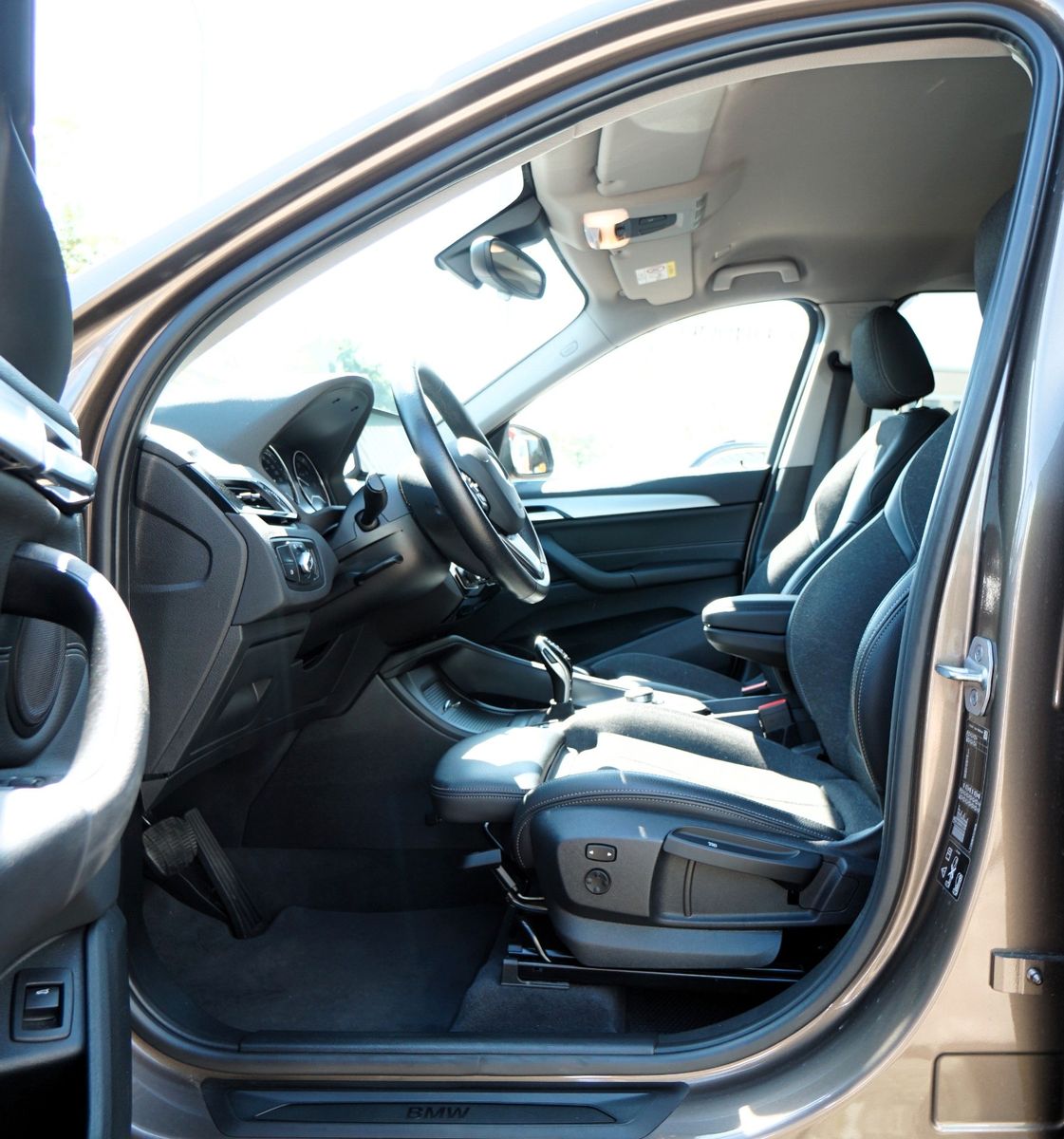 BMW X1 xDrive 18 d Advantage - Samsaru's Car Outlet