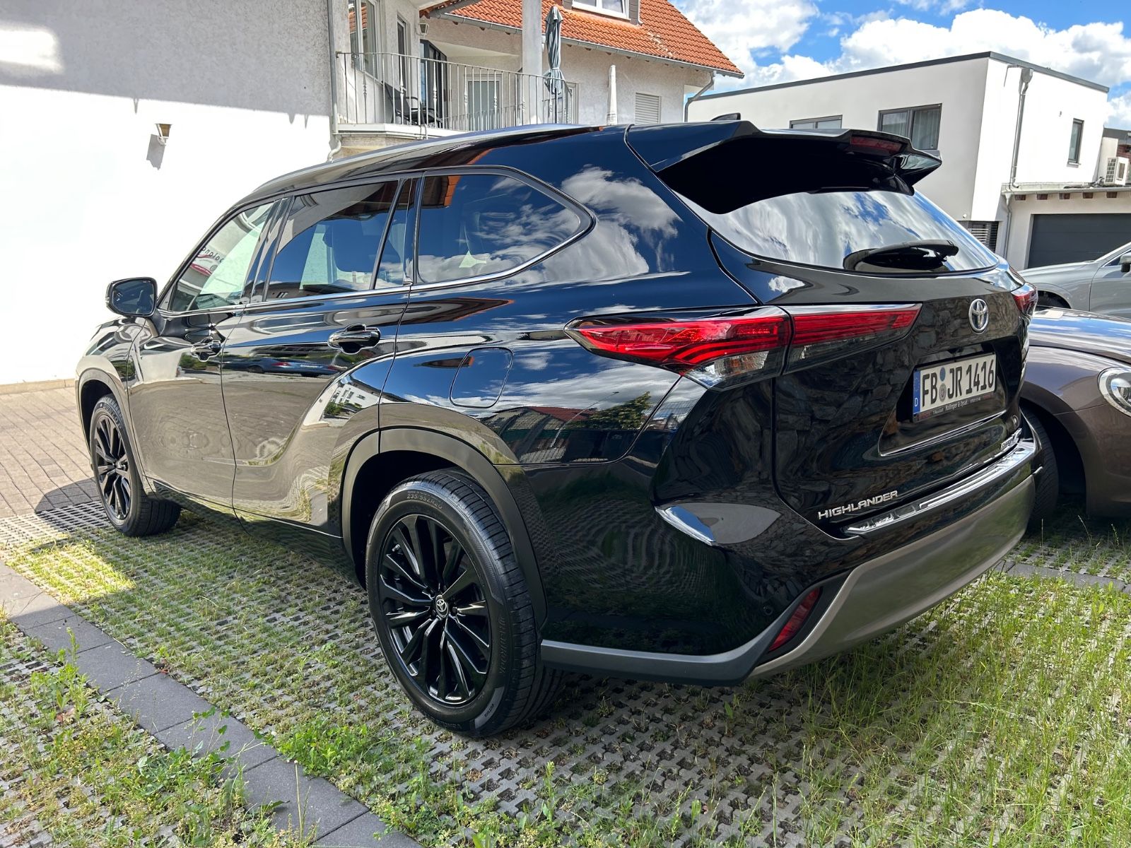 Toyota Highlander Hybrid Luxury AWD ( 7 Sitzplätze )