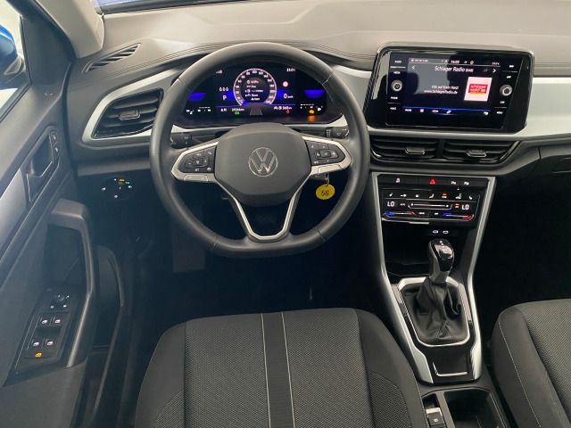 Volkswagen T-Roc Life 1.5 TSI DSG - Samsaru's Car Outlet