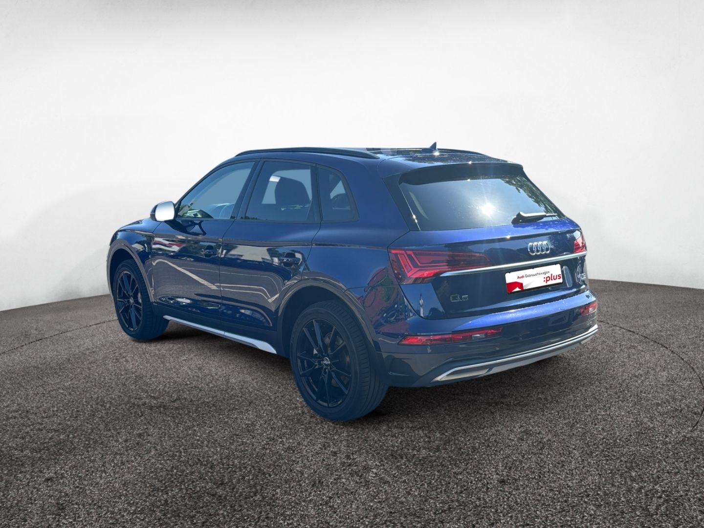 Audi Q5 40 TDI quattro Advanced - Samsaru's Car Outlet