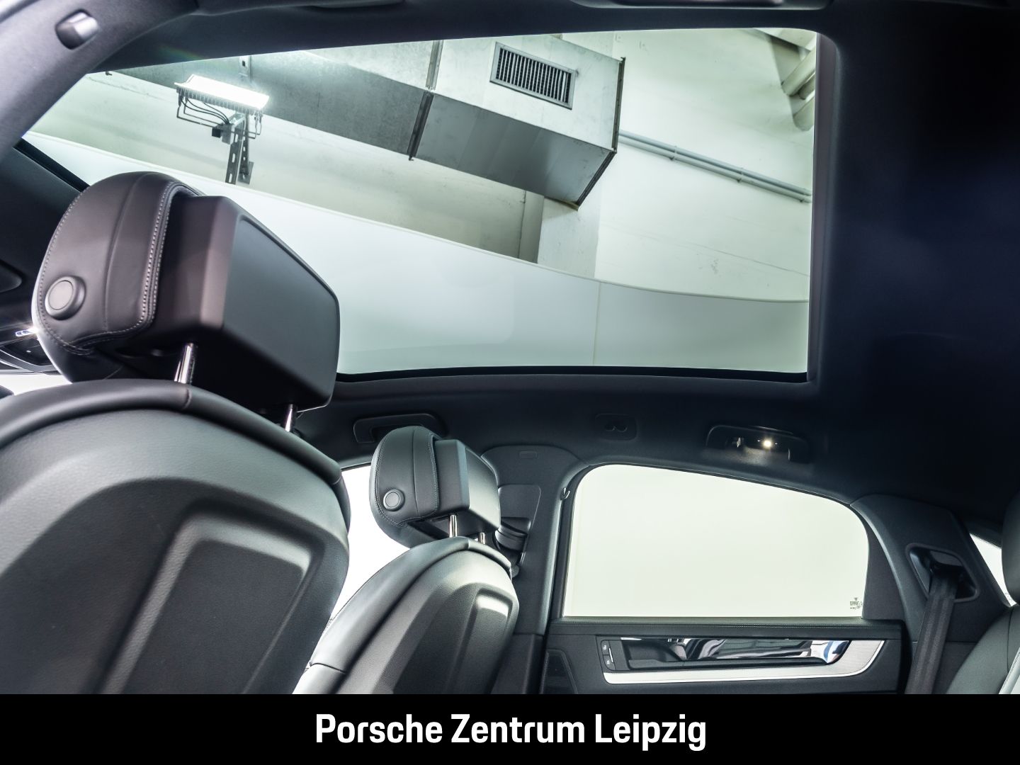 Porsche Cayenne E-Hybrid Coupe Massage el.AHK InnoDrive