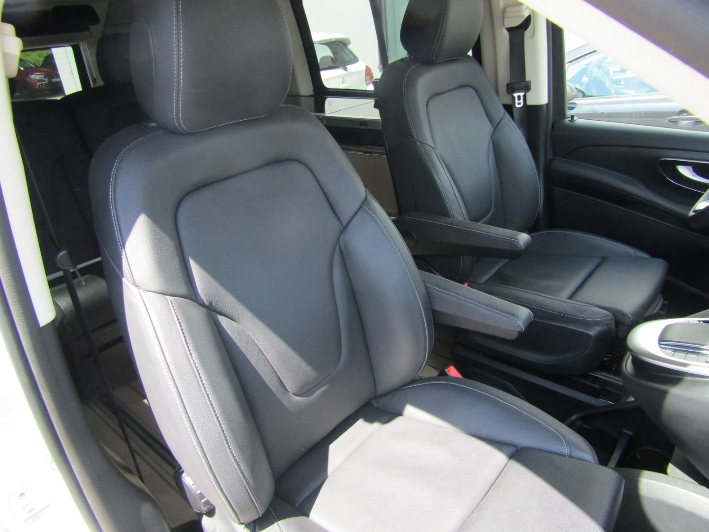 Mercedes-Benz V 300 Marco Polo 4MATIC - Samsaru's Car Outlet