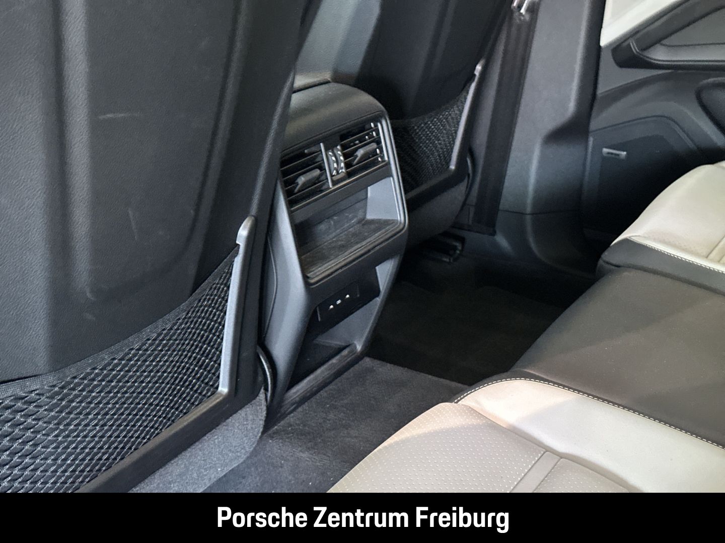 Porsche Cayenne E-Hybrid BOSE Luftfederung LED-Matrix