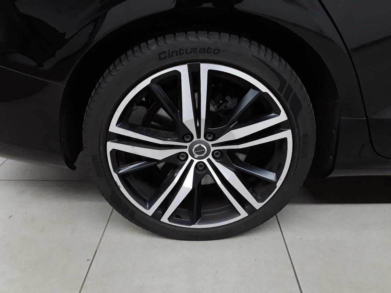 Volvo S60 T8 Recharge AWD RDesign PANO