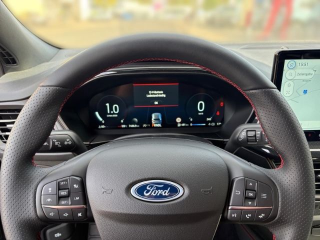Ford Focus Turnier 1.0 EcoBoost ST-Line X + AHK + Gan