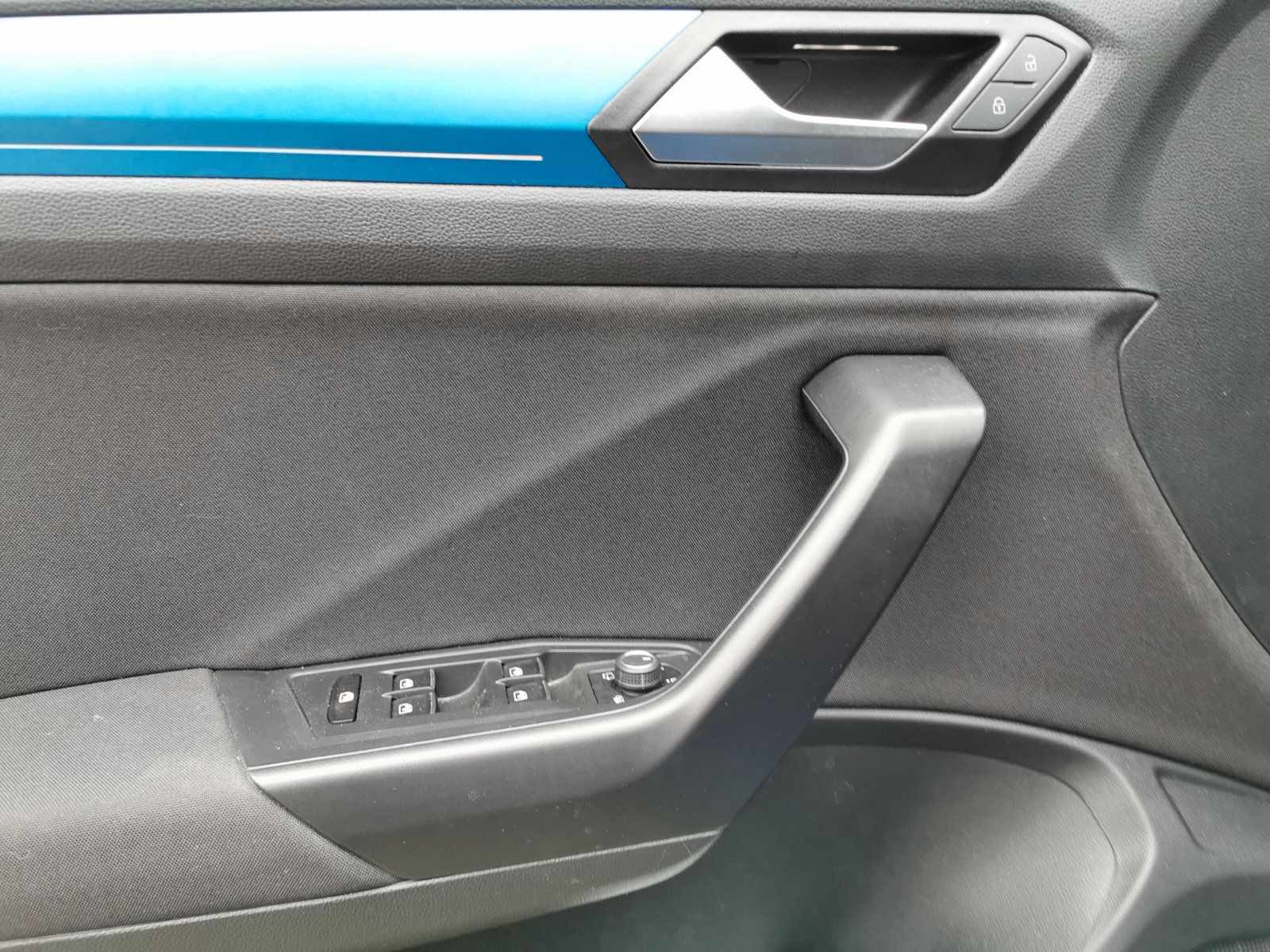 Volkswagen T-ROC Style 2.0 TDI - Samsaru's Car Outlet