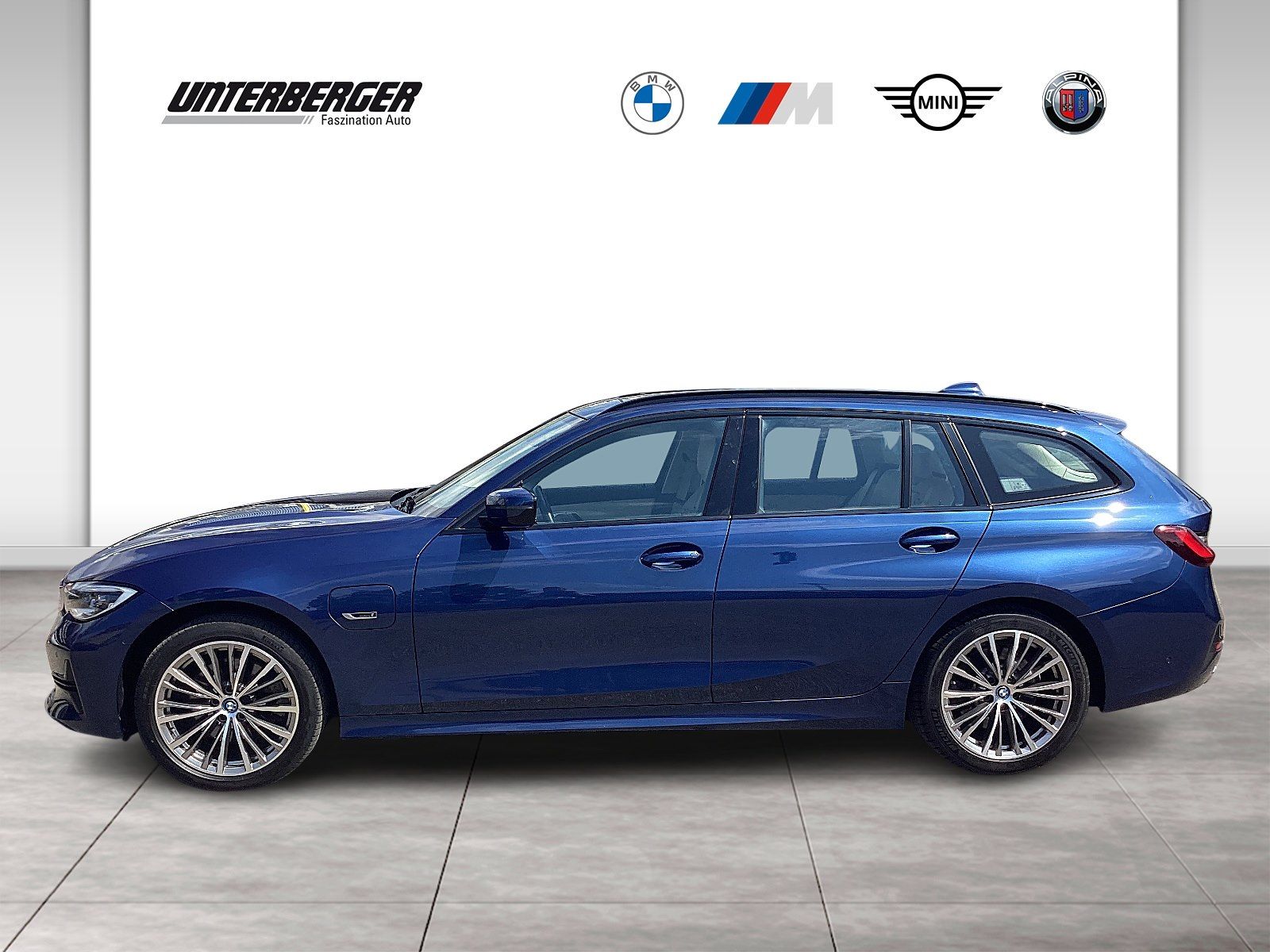 BMW 320e Touring Sport Line - Samsaru's Car Outlet