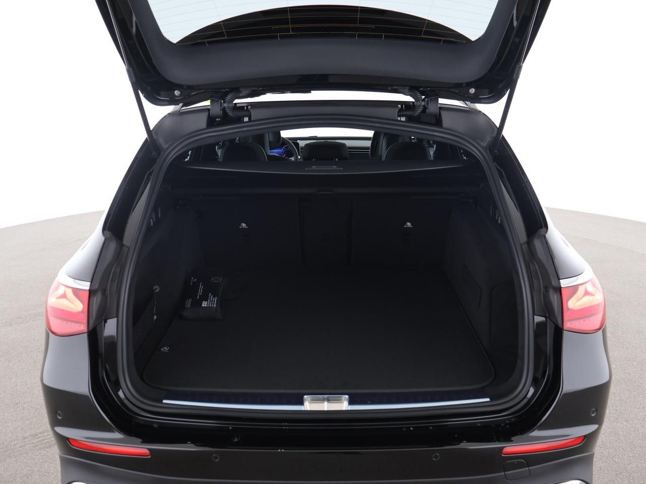 Mercedes-Benz E 450 d 4M T AMG Digital Light Night Burmester