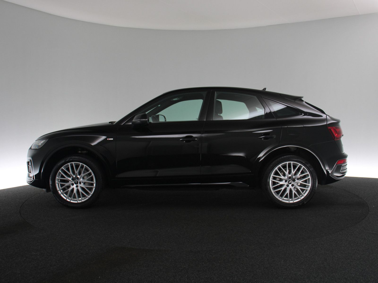 Audi Q5 Sportback 55 TFSI e quattro S line AHK LED