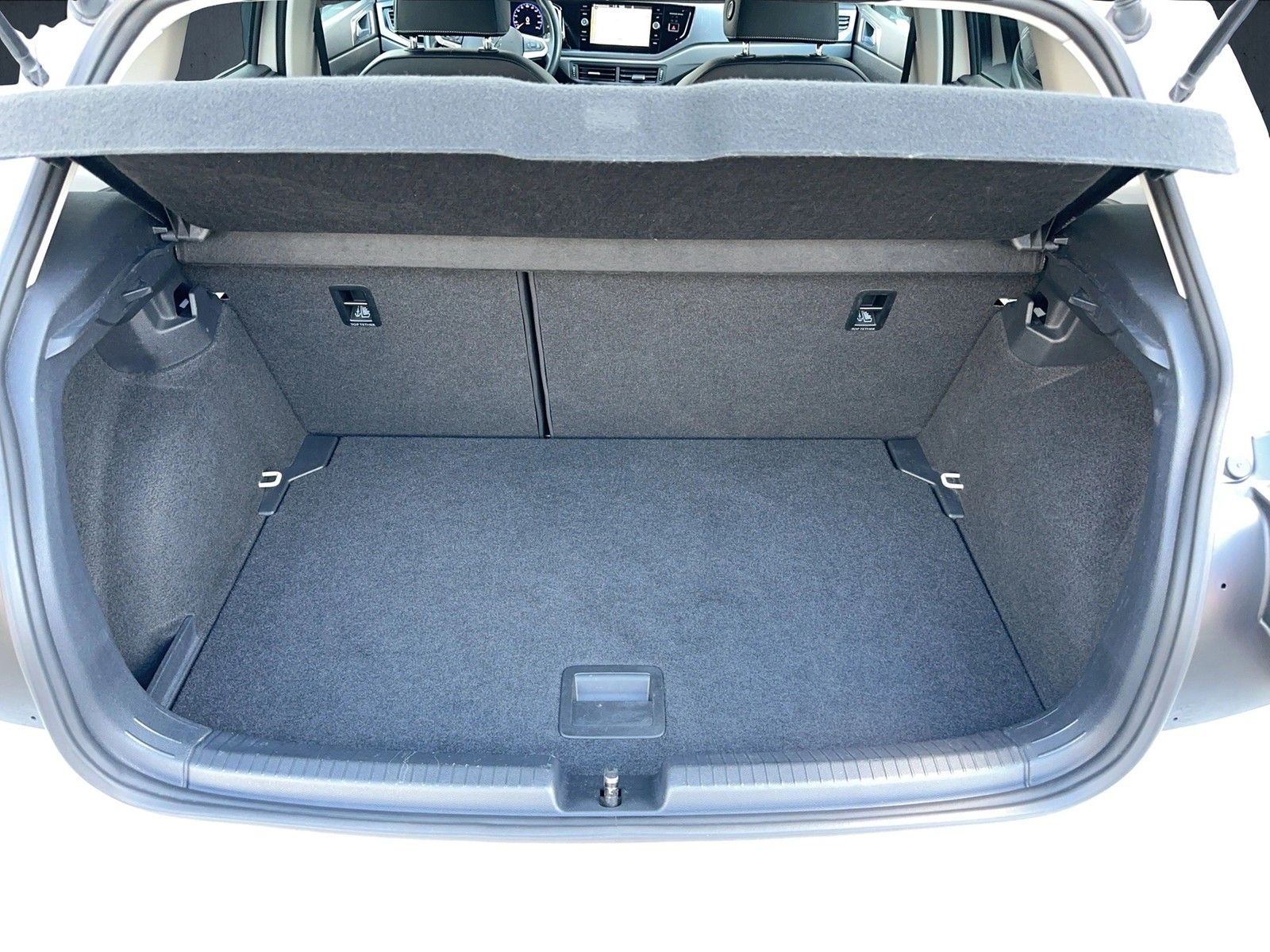 Volkswagen Polo Style 1.0 TSI DSG - Samsaru's Car Outlet