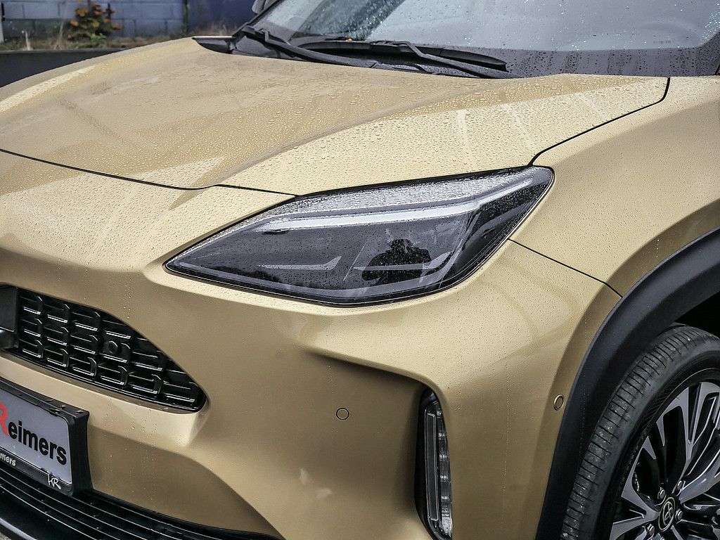 Toyota Yaris Cross 360 Grad SHZ KAMERA NAVI PDC ACC LED