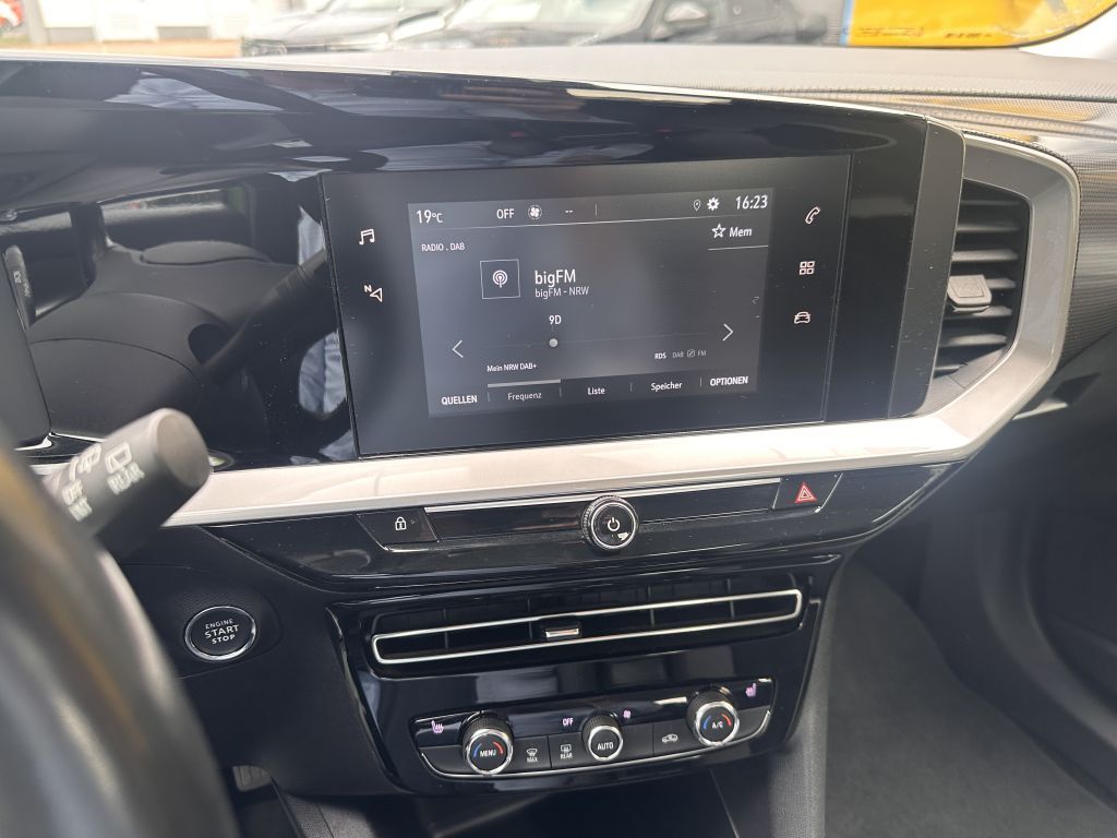 Opel Mokka-e Elegance - Samsaru's Car Outlet