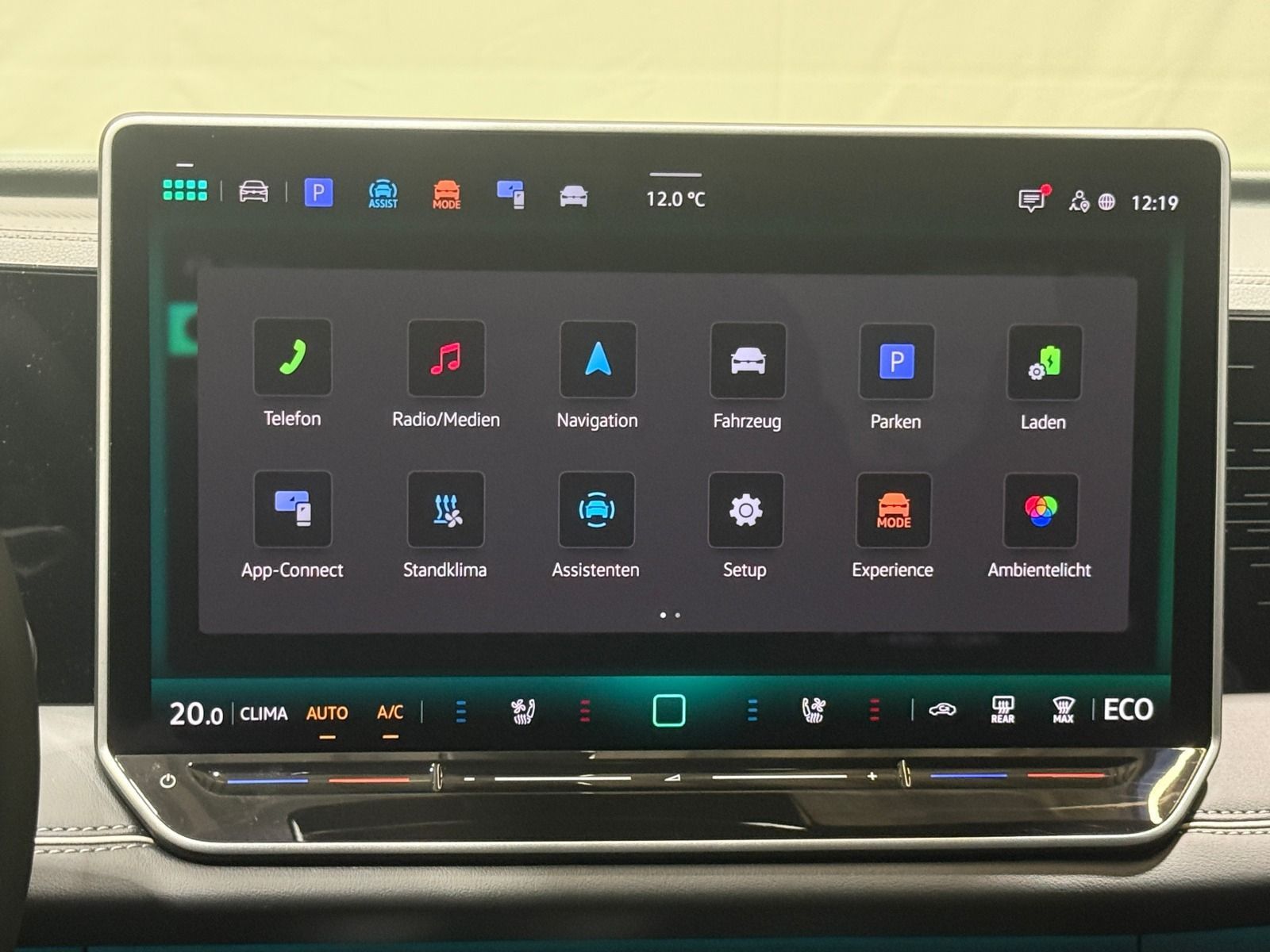 Volkswagen Tiguan Elegance 1.5 eHybrid | AHK MATRIX ACC DCC