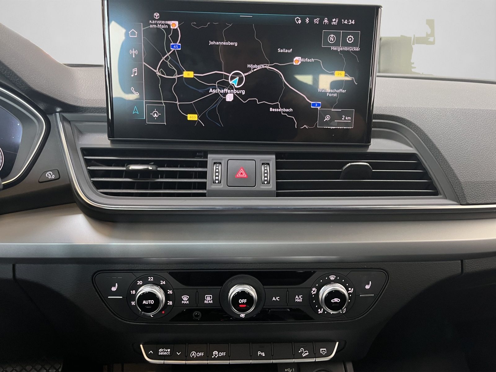Audi Q5 Advanced 40 TDI qu. S tronic - Samsaru's Car Outlet