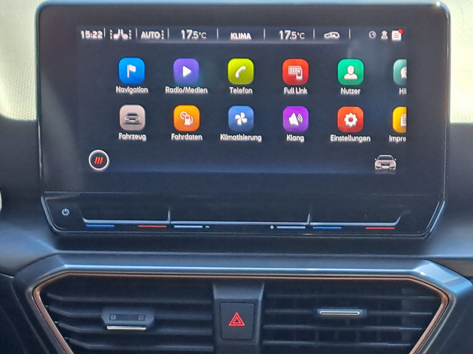 Cupra Leon SP VZ 2.0TSI 310PS DSG 4x4 - Samsaru's Car Outlet