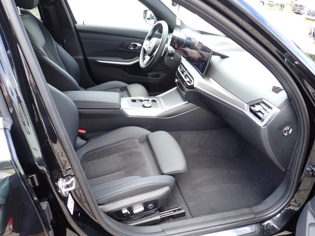 BMW 330 i Touring M Sport - Samsaru's Car Outlet
