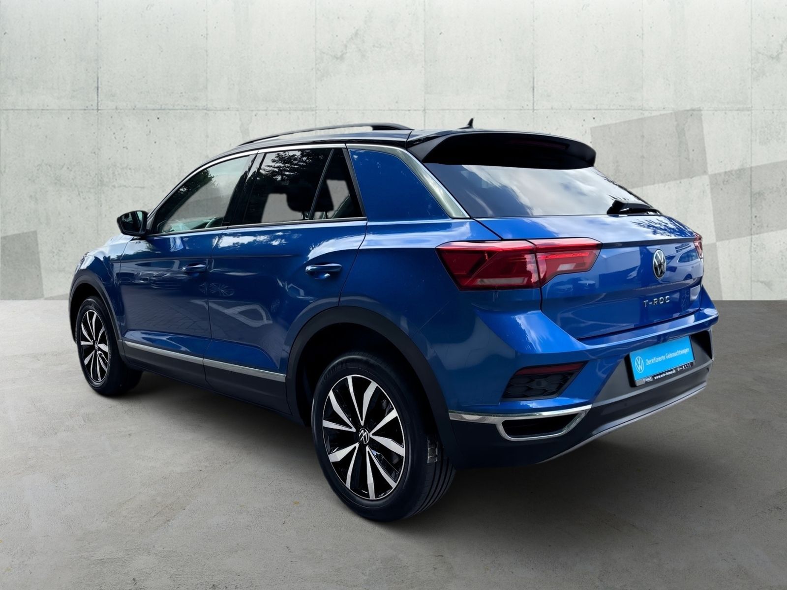Volkswagen T-Roc 1.5 TSI DSG STYLE - Samsaru's Car Outlet