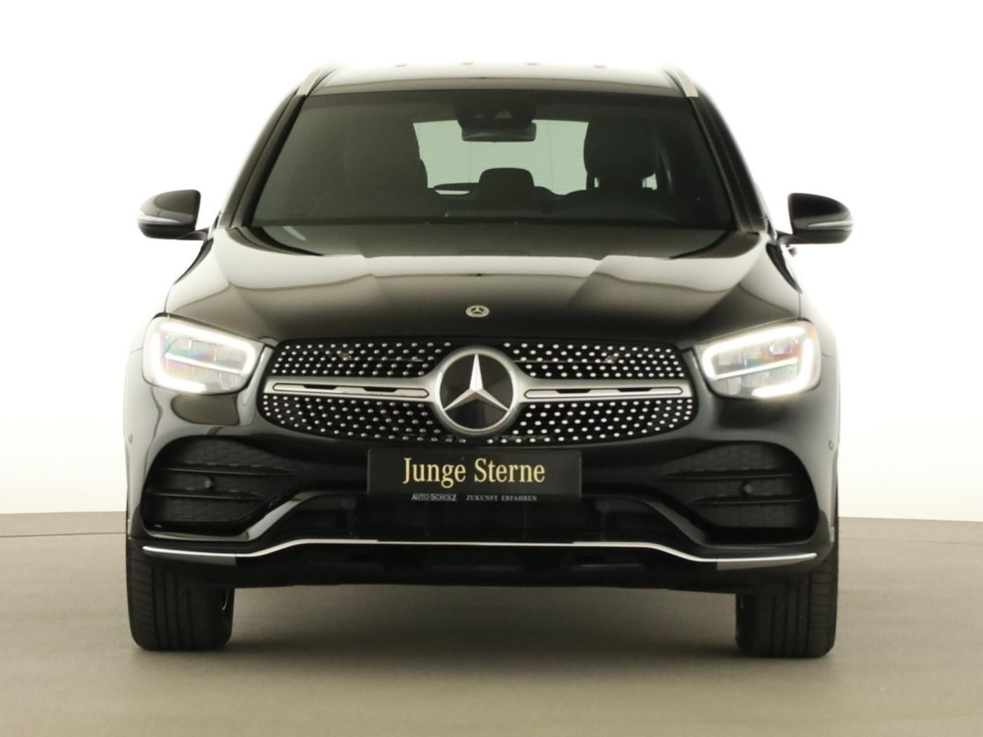 Mercedes-Benz GLC 300 de 4M AMG - Samsaru's Car Outlet
