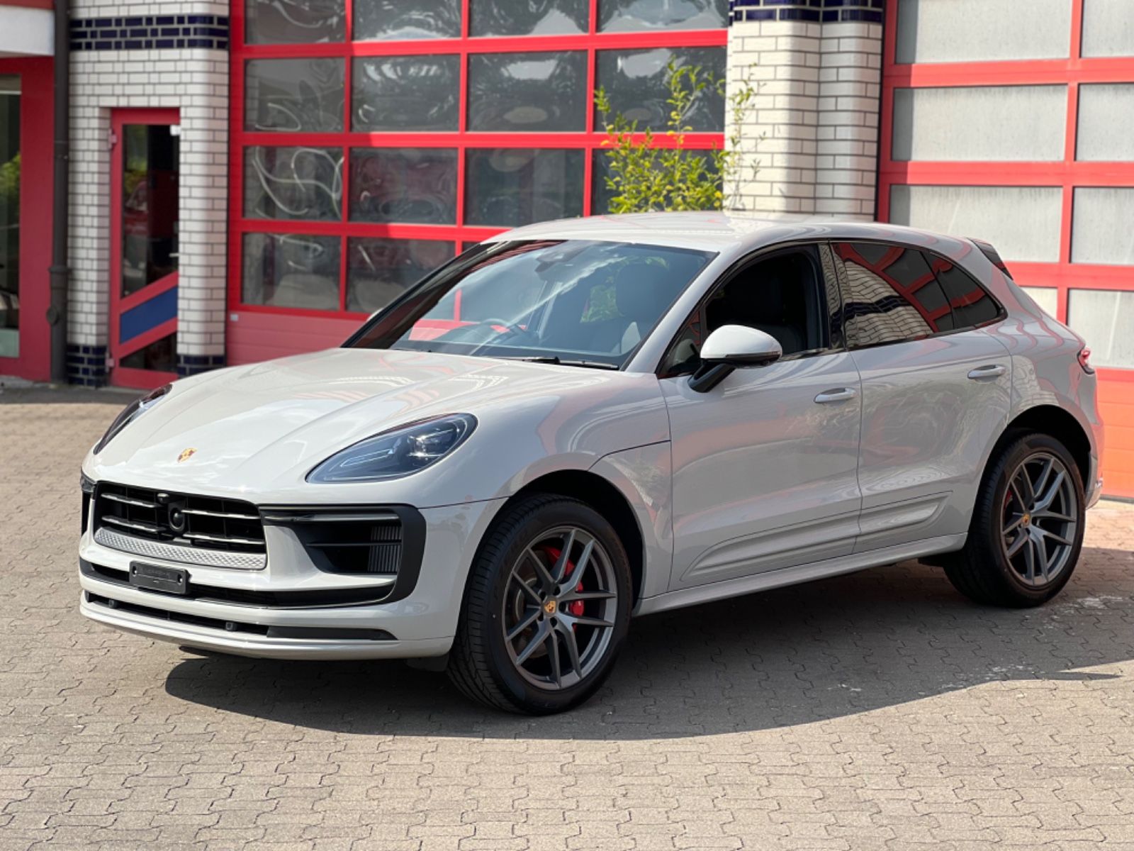 Porsche MACAN S SPORT DESIGN, RHD RECHTSLENKER